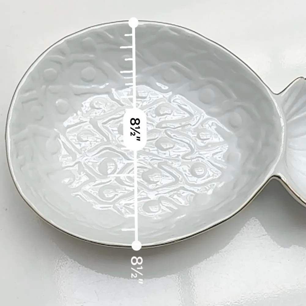 Lilly Pulitzer for Target Porcelain Pineapple Serving Bowl - White with Gold Rim - Picture 12 of 15